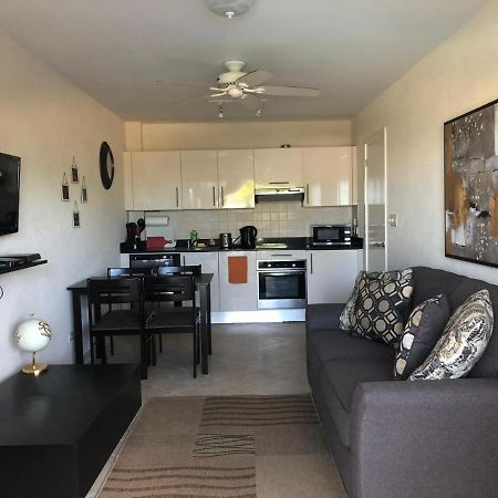Lantana Barbados Condos Saint James Buitenkant foto
